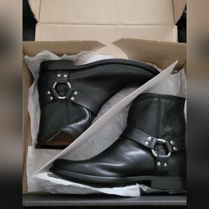 Frye Portia Harness Leather Zip Back Ankle Boots Womens 8.5